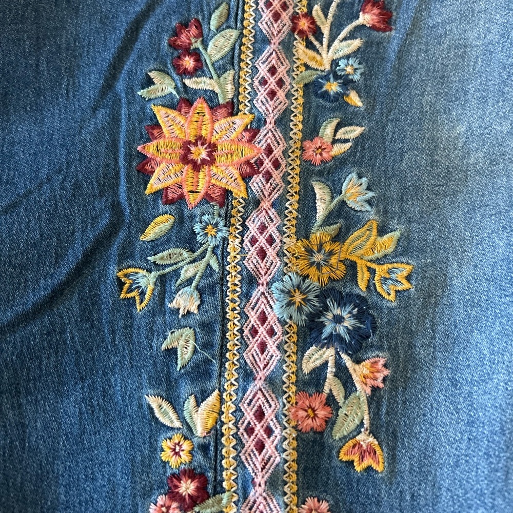 DRIFTWOOD Blue Denim Boyfriend Jeans with Floral Side Embroidery - Picture 2 of 11